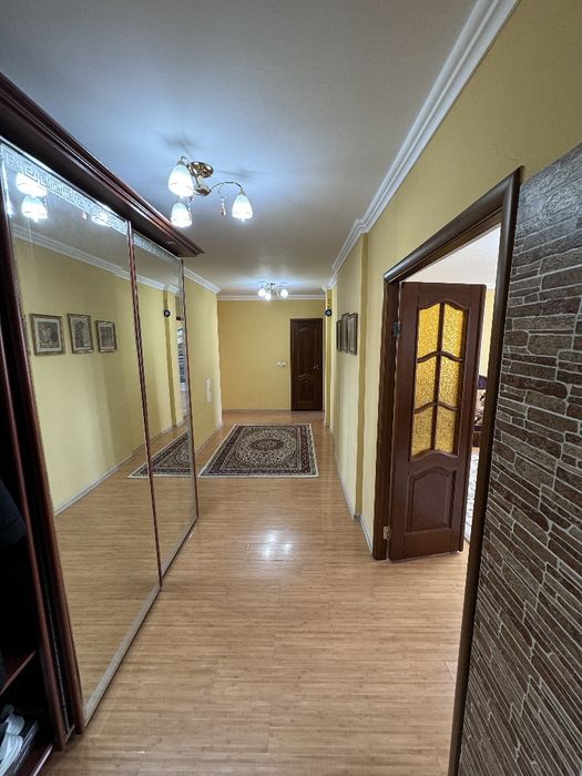 Продам 3х ком квартиру