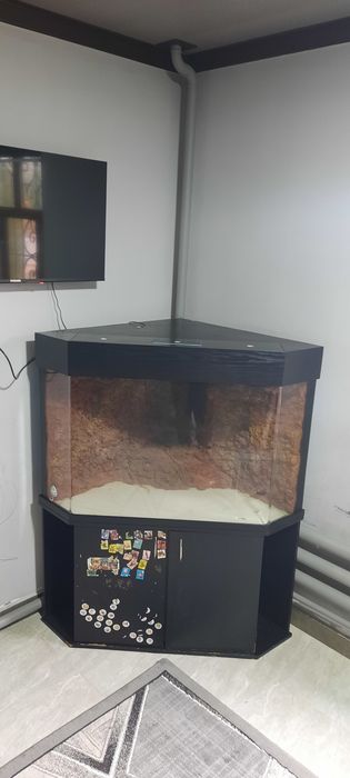 Akvarium akril sotiladi