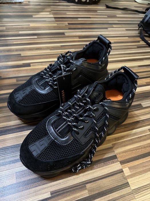 Versace Chain Reaction