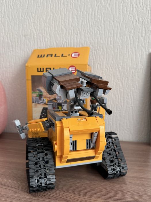 Лего WALLE (валли)