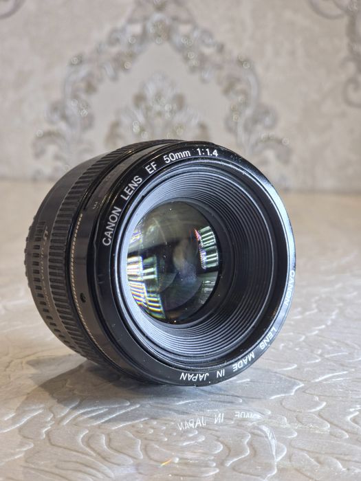 50 mm obyektiv sotiladi