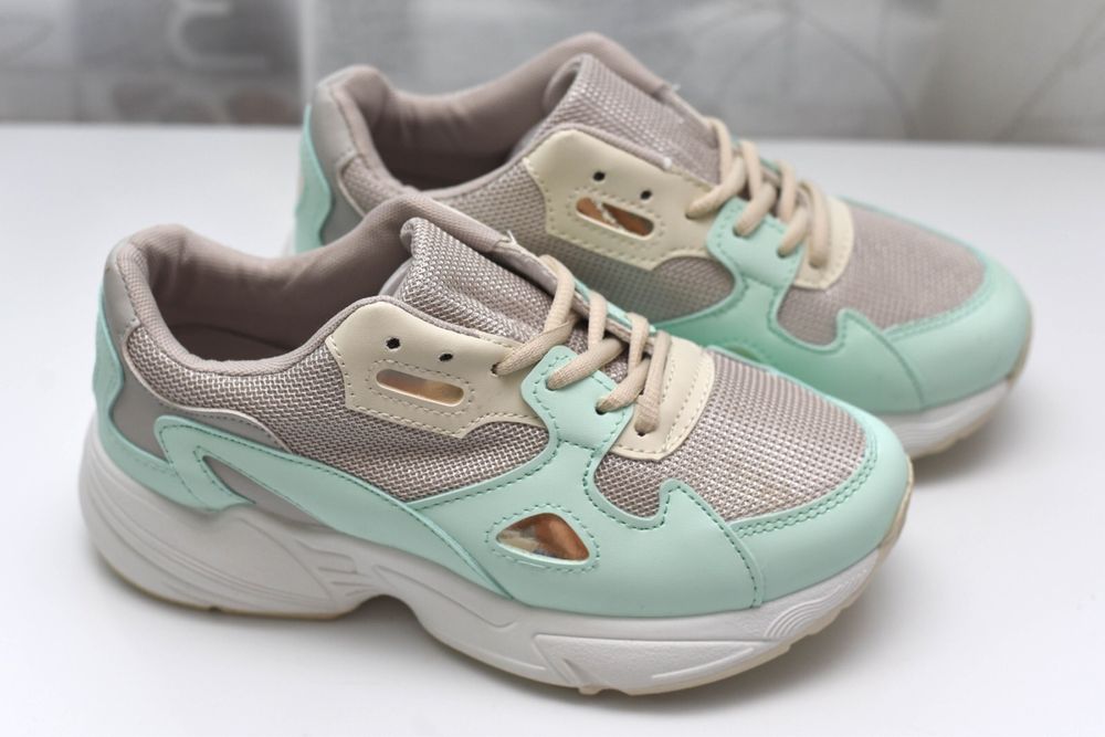 Adidași dama NOI - Model Deosebit