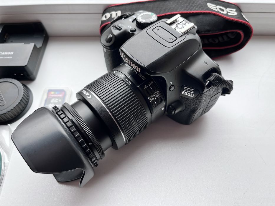 Canon EOS 650D (сенсорный экран)