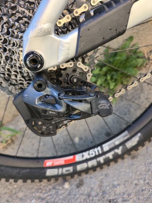 Ендуро Focus Jam 29 цола M размер 1x12 GX Електронни скорости  Sram Full Rockshox Suspension DT swiss Sram code 4-бутални