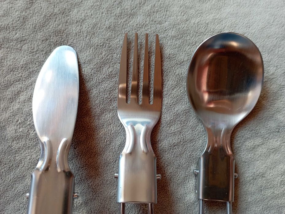 Комплект 3 в 1 от сгъваеми прибори за хранене от неръждаема стомана