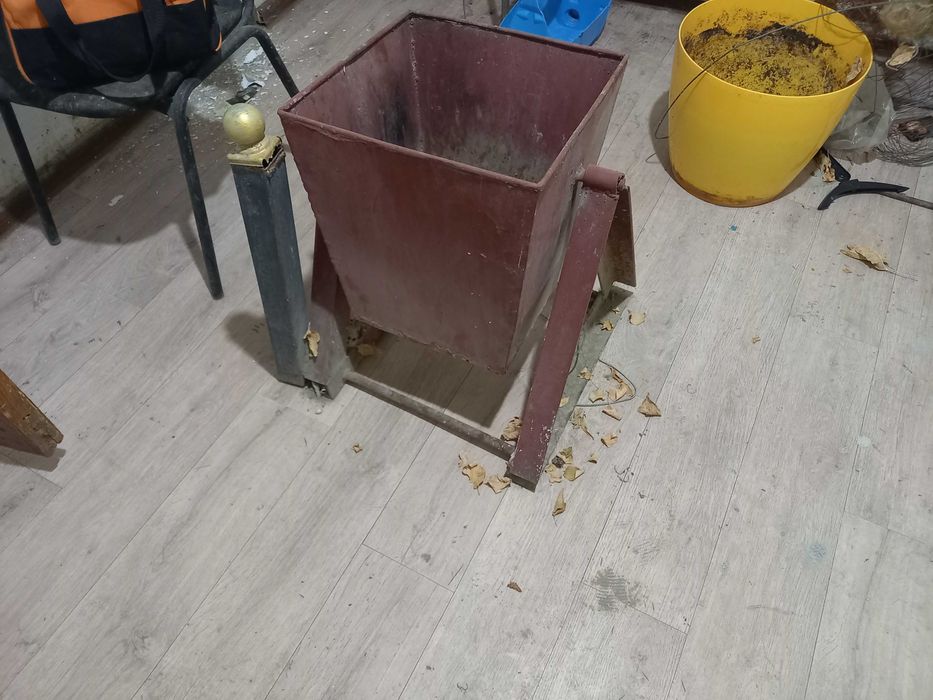 Урна для отходов или мусора