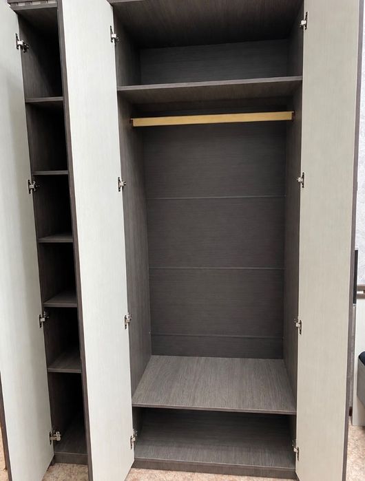 Продам шкаф для одежды
