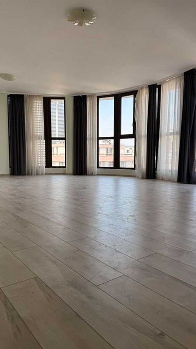 Продава се Многостаен апартамент в Пловдив, Кършияка - 192 кв.м за 930 €/кв.м - Снимка #2