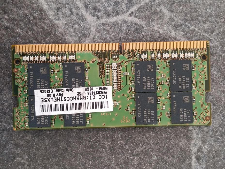 Vand RAM SAMSUNG DDR4 16GB 3200 MHz pt Laptop, Imac, MacBook