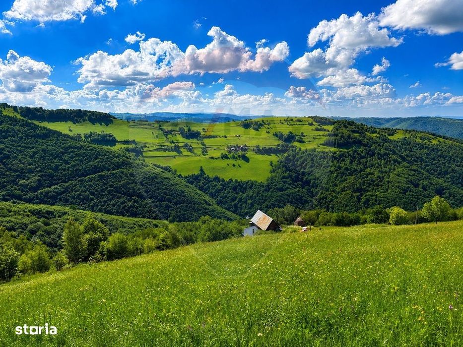 Teren extravilan 9,025mp Marisel cu o priveliste spectaculoasa