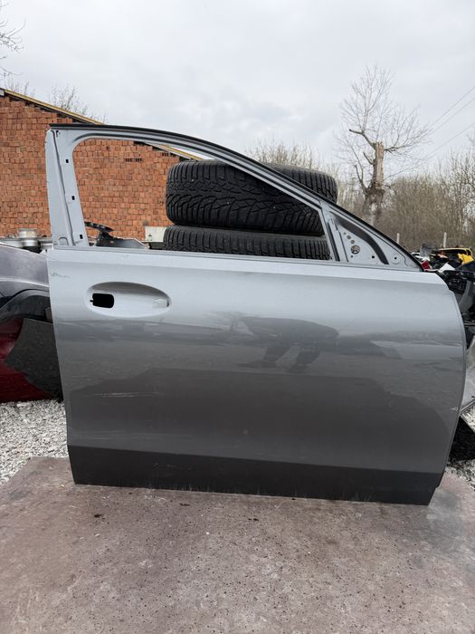 Врата Mercedes C Class W206 2021 год.-