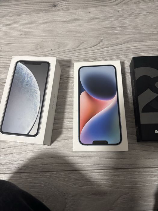 Cablu de telefoane    Incarcatoare   Noi   Cutii de telefoane