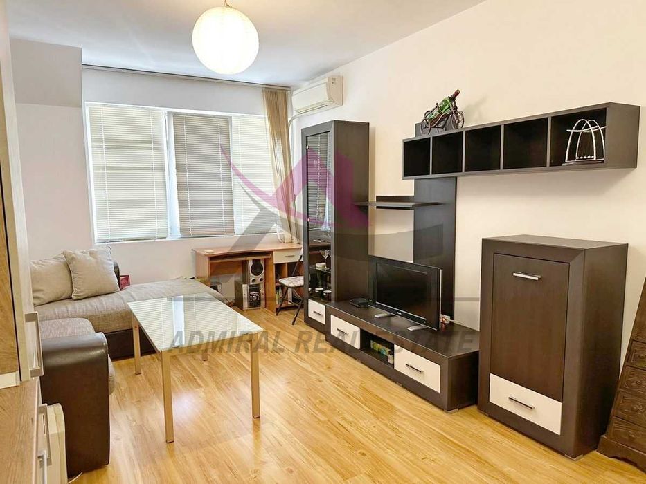 Дава се под наем Двустаен апартамент в Варна, Колхозен пазар - 60 кв.м за 409 € - Снимка #1