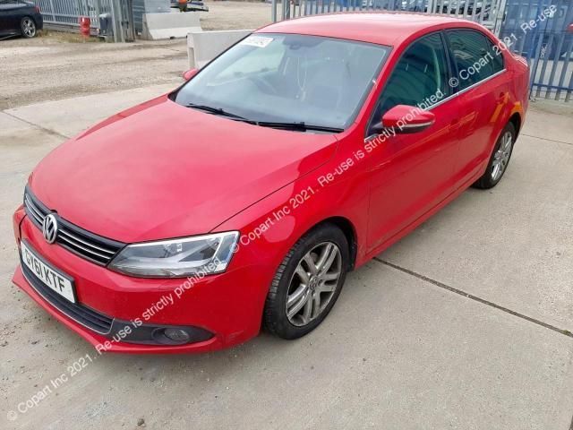 Dezmembrez Volkswagen Jetta 6 [2010 - 2014] Sedan 1.6 TDI DSG (105 hp)