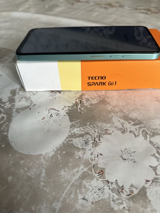 Продам телефон Tecno