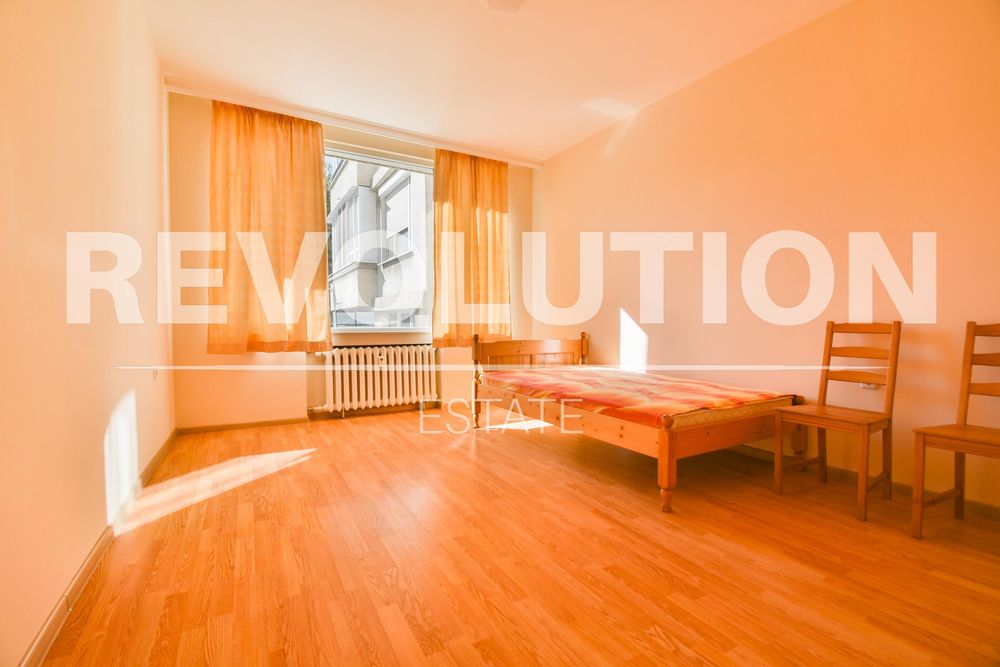 Дава се под наем Тристаен апартамент в София, Дървеница - 120 кв.м за 850 € - Снимка #3
