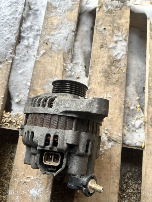 Продам Генератор от ниссан