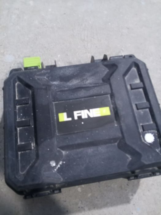 Лазерный уровень 4D L-FINE