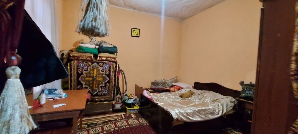 Ховли сотилади 6 сутик