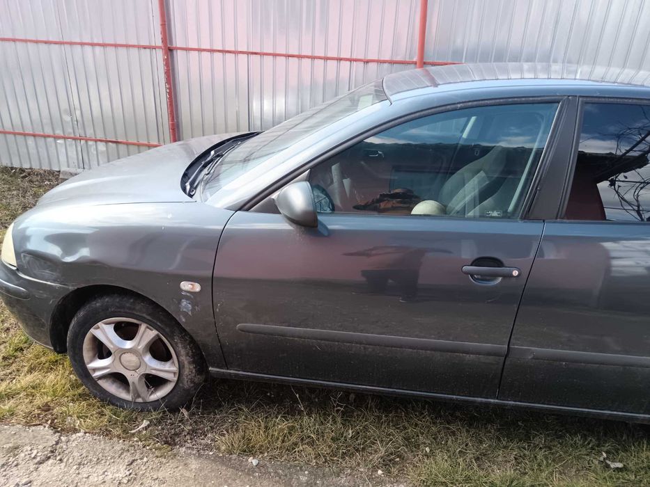 Vînd piese auto Seat