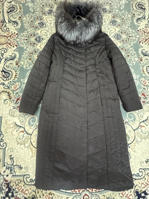 Новая куртка цена 15000т.