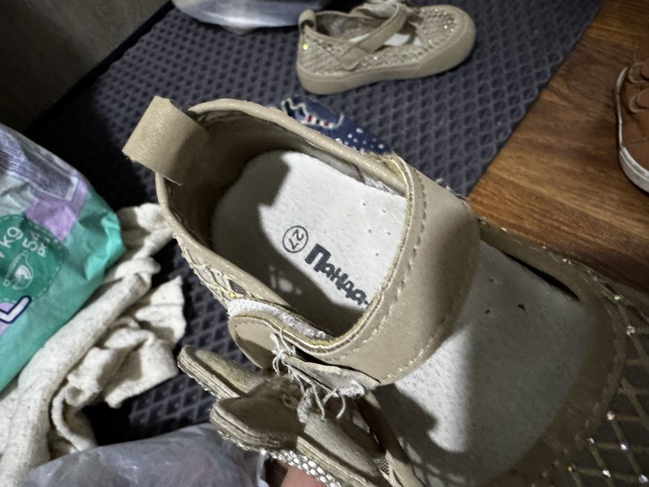 отдам туфли 27размер