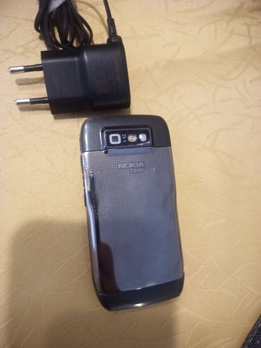 Nokia E-71 ретро
