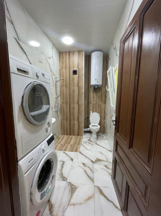 Тристаен апартамент под наем в ж.к. Зона Б-18, 2207335