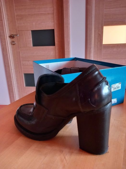 Pantofi piele cu toc