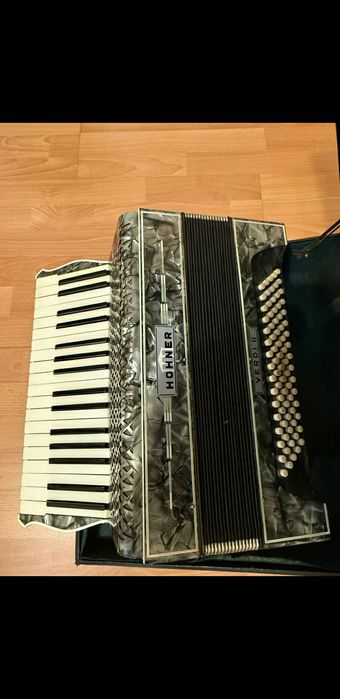 Vand acordion Hohner Verdi ll