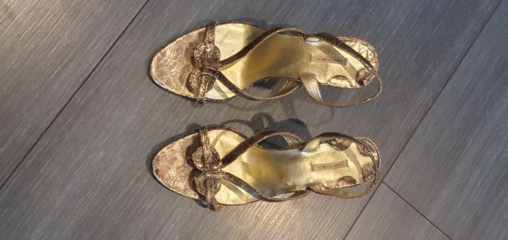 Sandale elegante , de firma , din piele
