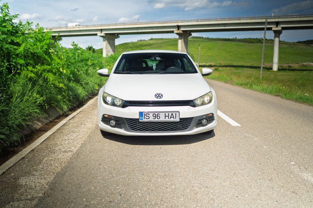Volkswagen Scirocco 1.4 TSI 160 CP – Automat