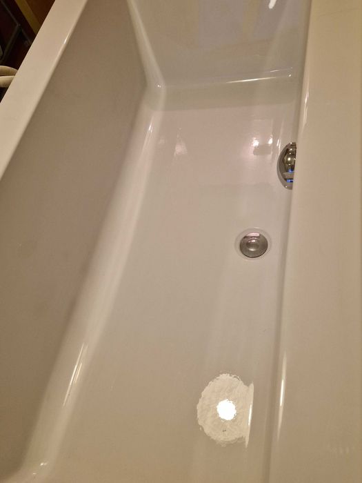 Cada baie Artemis 180/80 noua