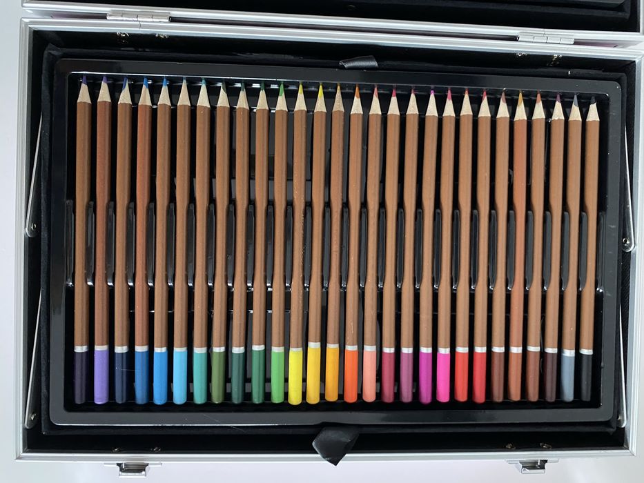 Комплект за рисуване в куфар с еднорог 145 части