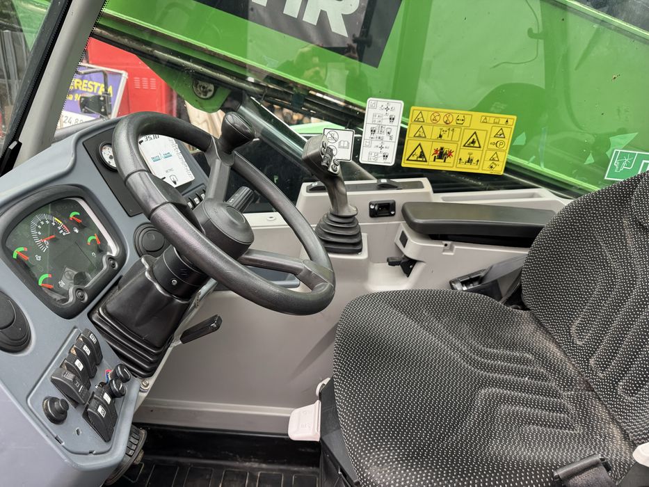 Încărcător telescopic Deutz Fahr 35.10 Agrovector