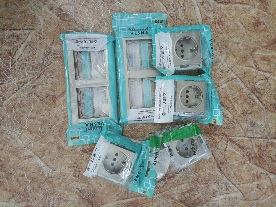 Выключатель, розетки