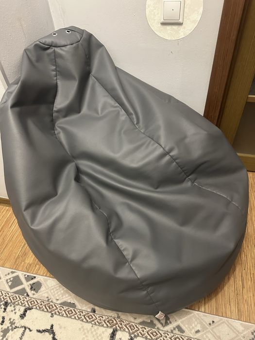 Бескаркасное кресло - мешок.