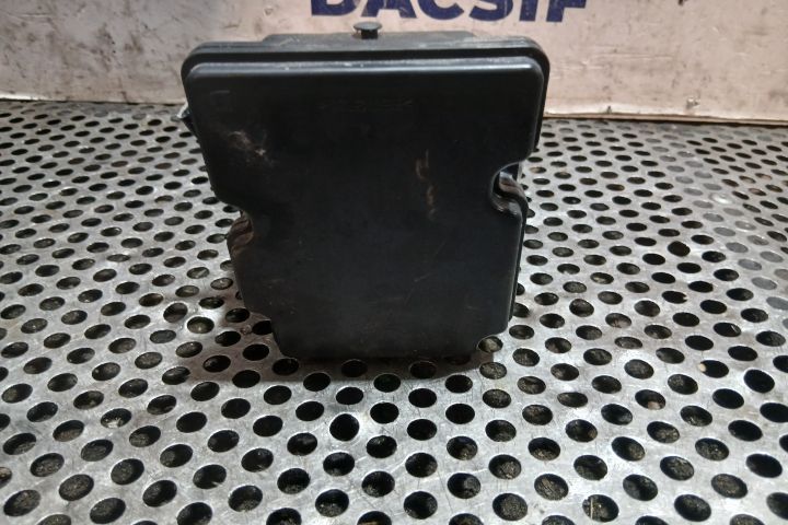 Pompa ABS Q0589-20500 58910-Q0200 58900-Q0200 61589-41600 Q0589-30500