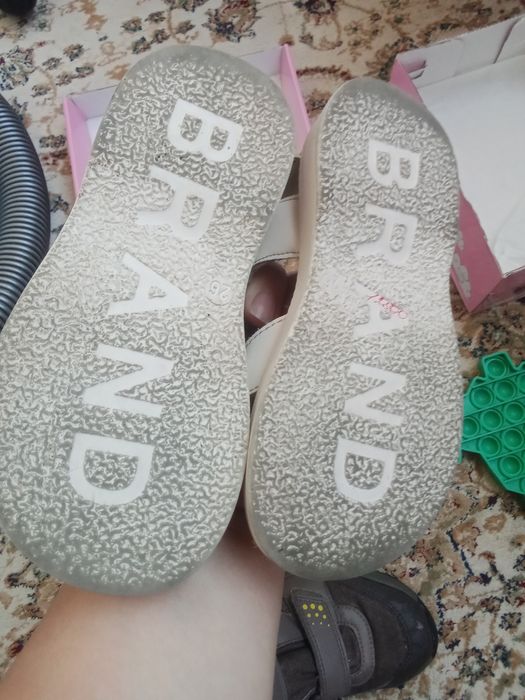 Сандали 26размер