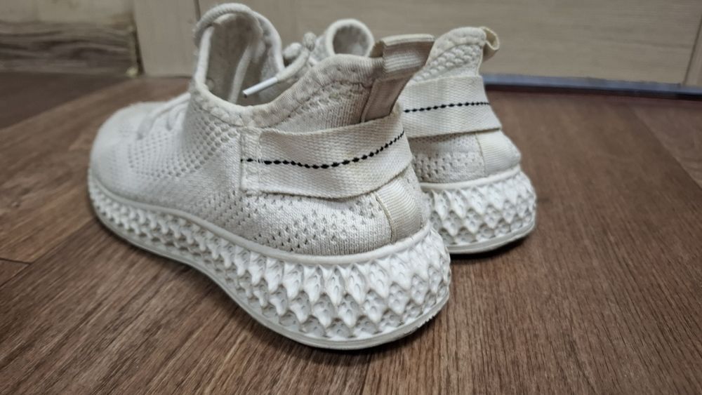 Белые текстильные кроссовки (слипоны). Размер 37 и 39