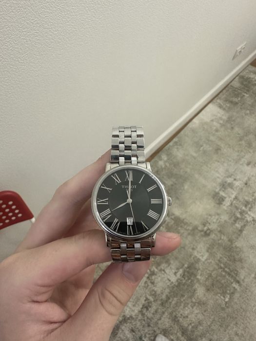 продам часы Tissot Carson premium Quartz