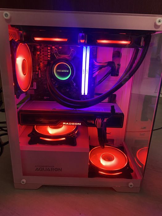PC Gaming Ryzen 7 5800X, RX6700XT 12GB, 16GB RAM 3600mhz, AIO.