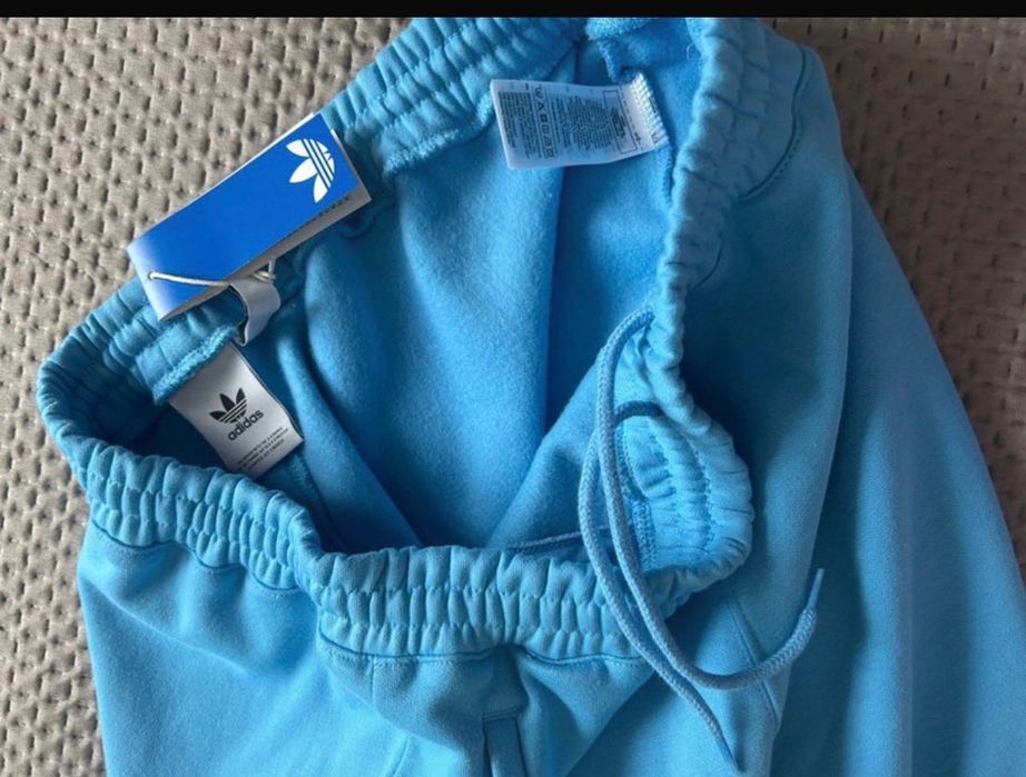 Pantaloni scurti barbati Adidas