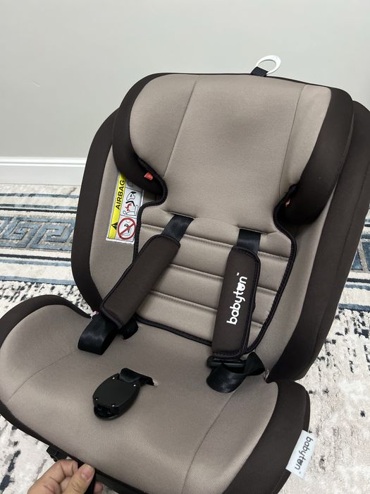 Автокресло продам