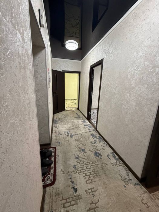 Сергели 8 худуд 2/4/7 срочно ижарага берилади