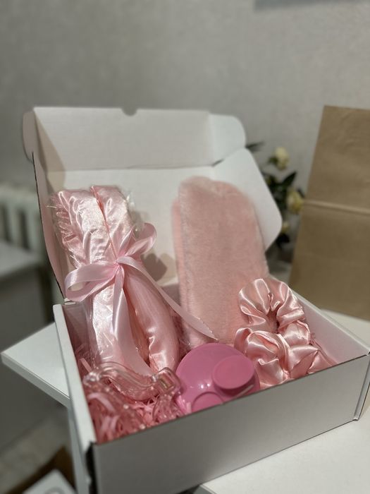 Подарочные боксы срочно