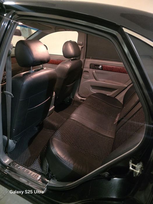 Лассети 1.8  срочна сотилади