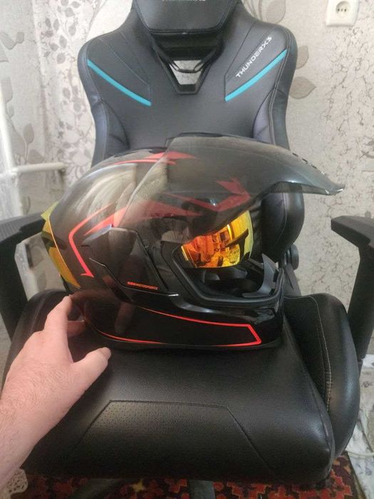 Продам шлем Icon original