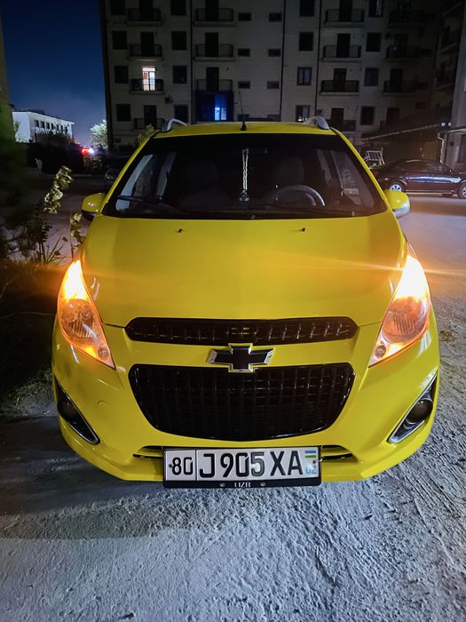 Chevrolet spark sotiladi