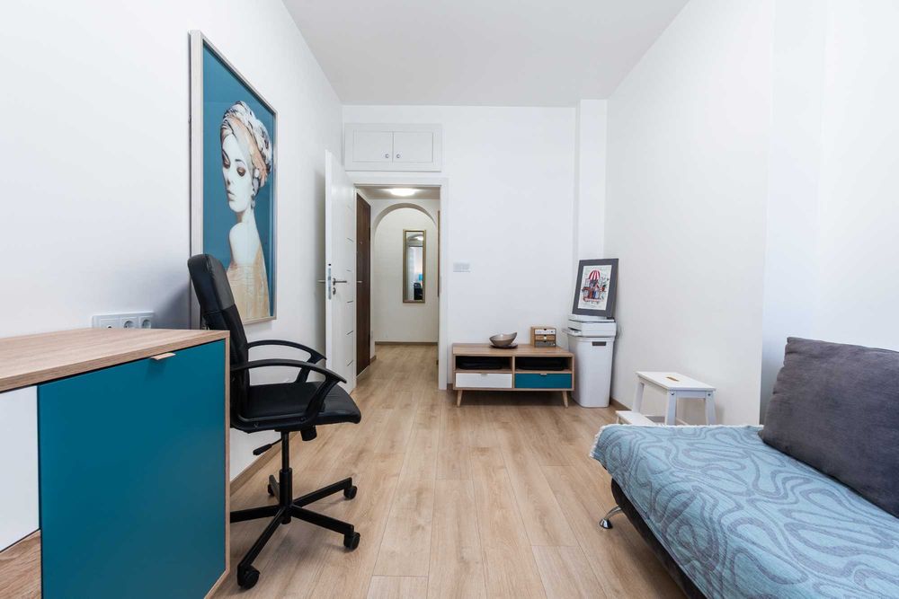 Нощувки - Finest 3BR Downtown София